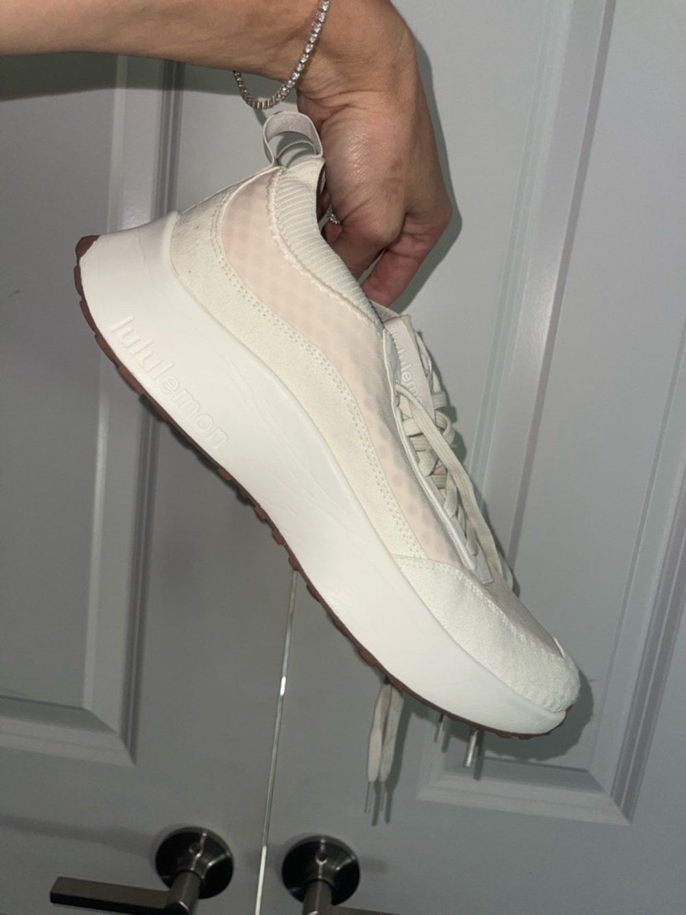 LuLuLemon CrossCity Sneakers - Picture 4 of 9